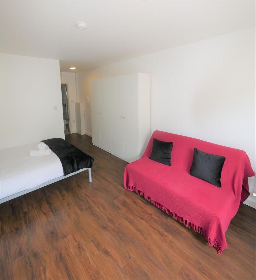 Hill House Holiday Apartments บอร์นมัธ ภายนอก รูปภาพ