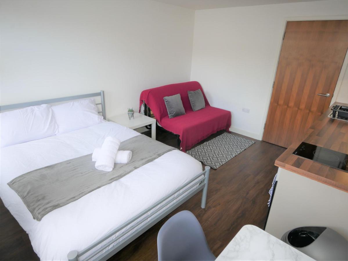 Hill House Holiday Apartments บอร์นมัธ ภายนอก รูปภาพ