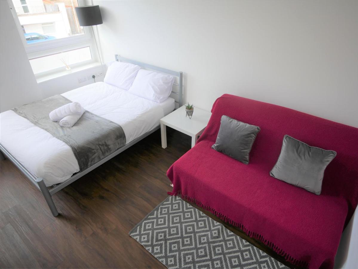 Hill House Holiday Apartments บอร์นมัธ ภายนอก รูปภาพ