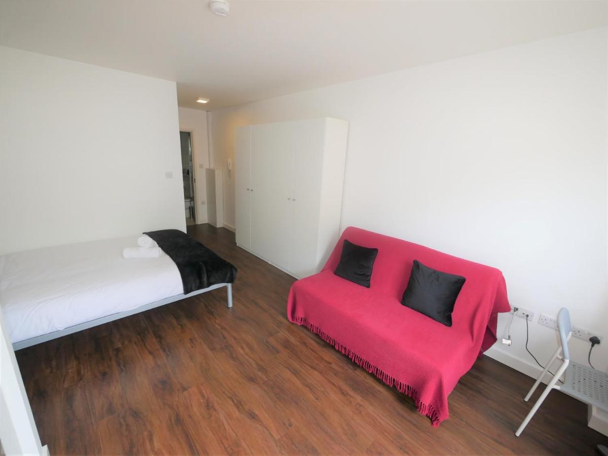 Hill House Holiday Apartments บอร์นมัธ ภายนอก รูปภาพ
