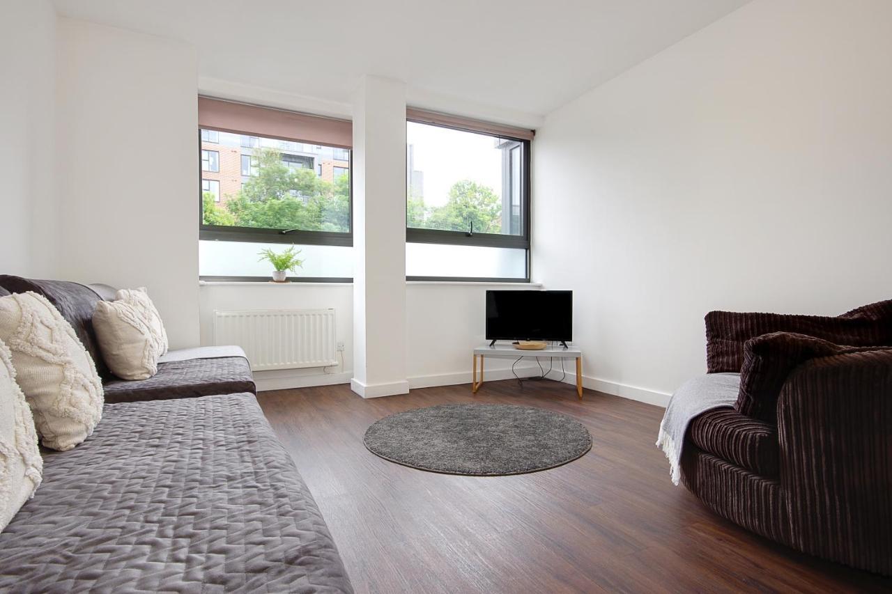 Hill House Holiday Apartments บอร์นมัธ ภายนอก รูปภาพ